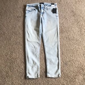 No Boundaries Jeans